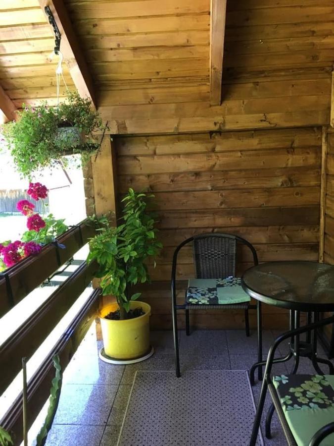 Lotus Chalet Borzont Ngoại thất bức ảnh